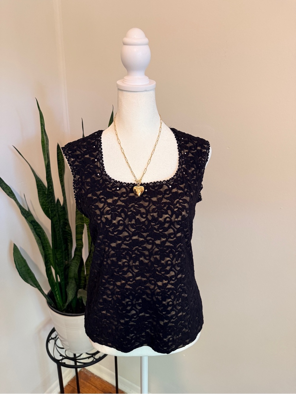 Black Floral Lace Scoop Neck Tank Top Camisole Rhinestone Accents Small